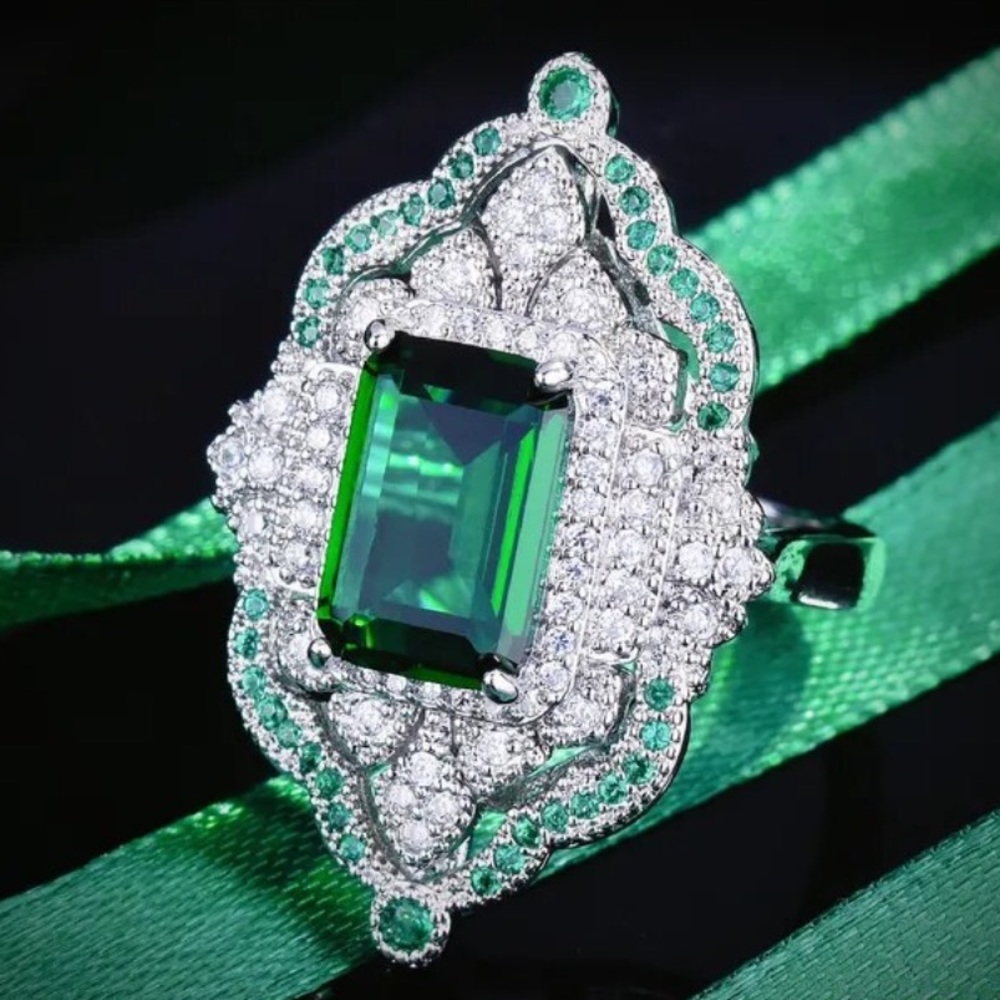Art Deco Adjustable Green Filigree Statement Ring - Picture 4 of 10